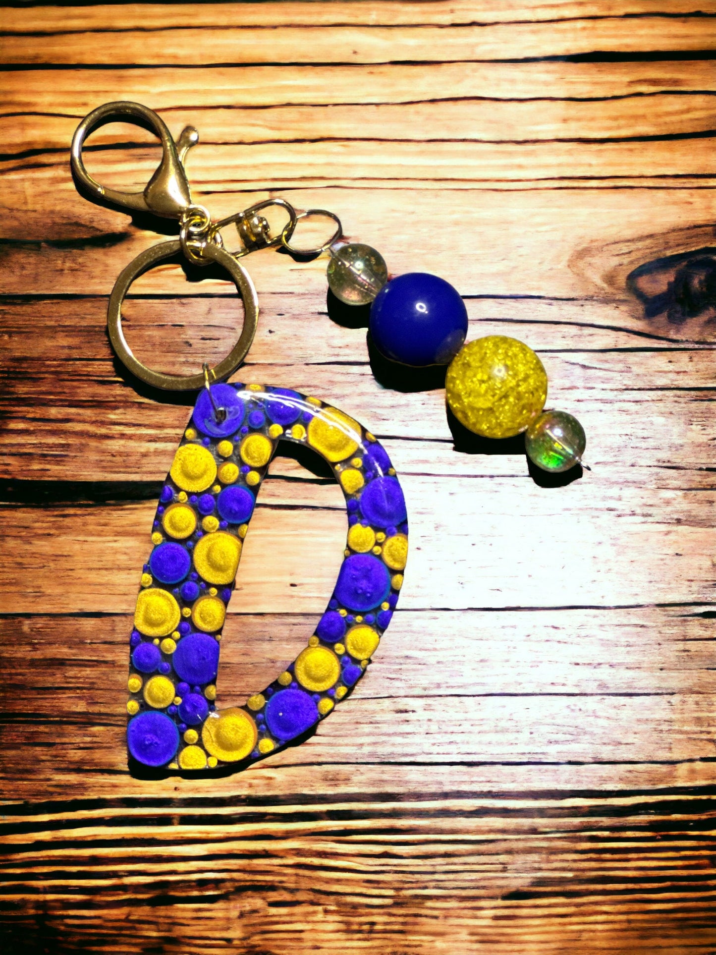 Dot Art Letter D Keychain: Bubblegum Bead Monogram Bag Charm
