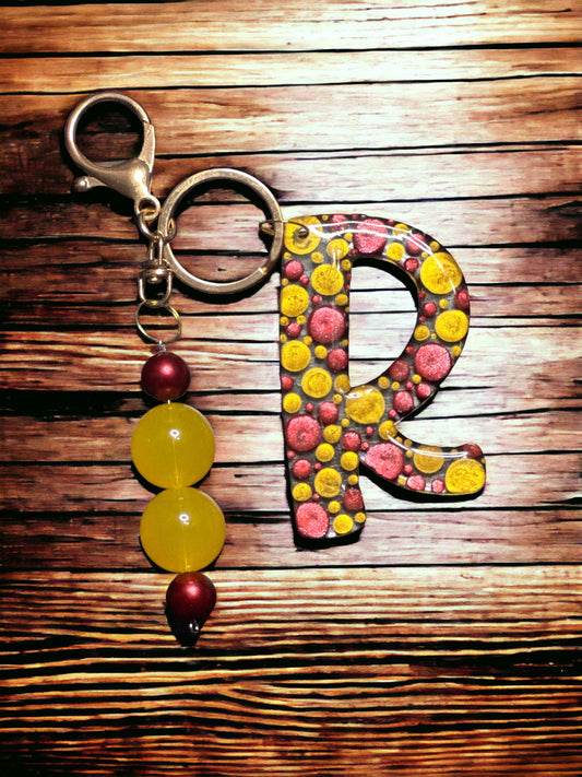 Dot Art Letter R Keychain: Bubblegum Bead Monogram Bag Charm