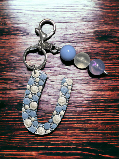 Dot Art Letter U Keychain: Bubblegum Bead Monogram Bag Charm