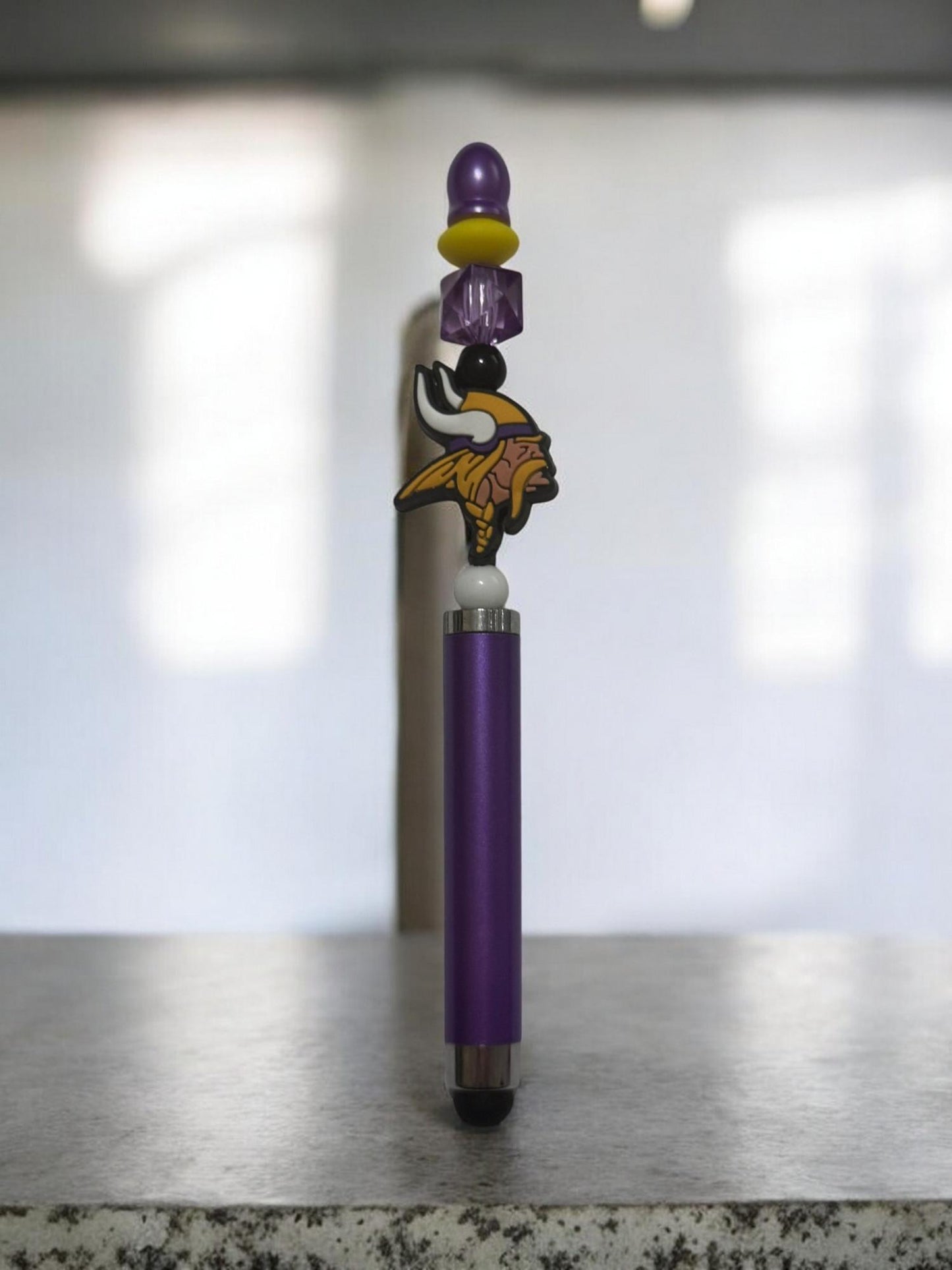 Vibrant Focal Bead Stylus – A Must-Have Tool for Designers and Illustrators