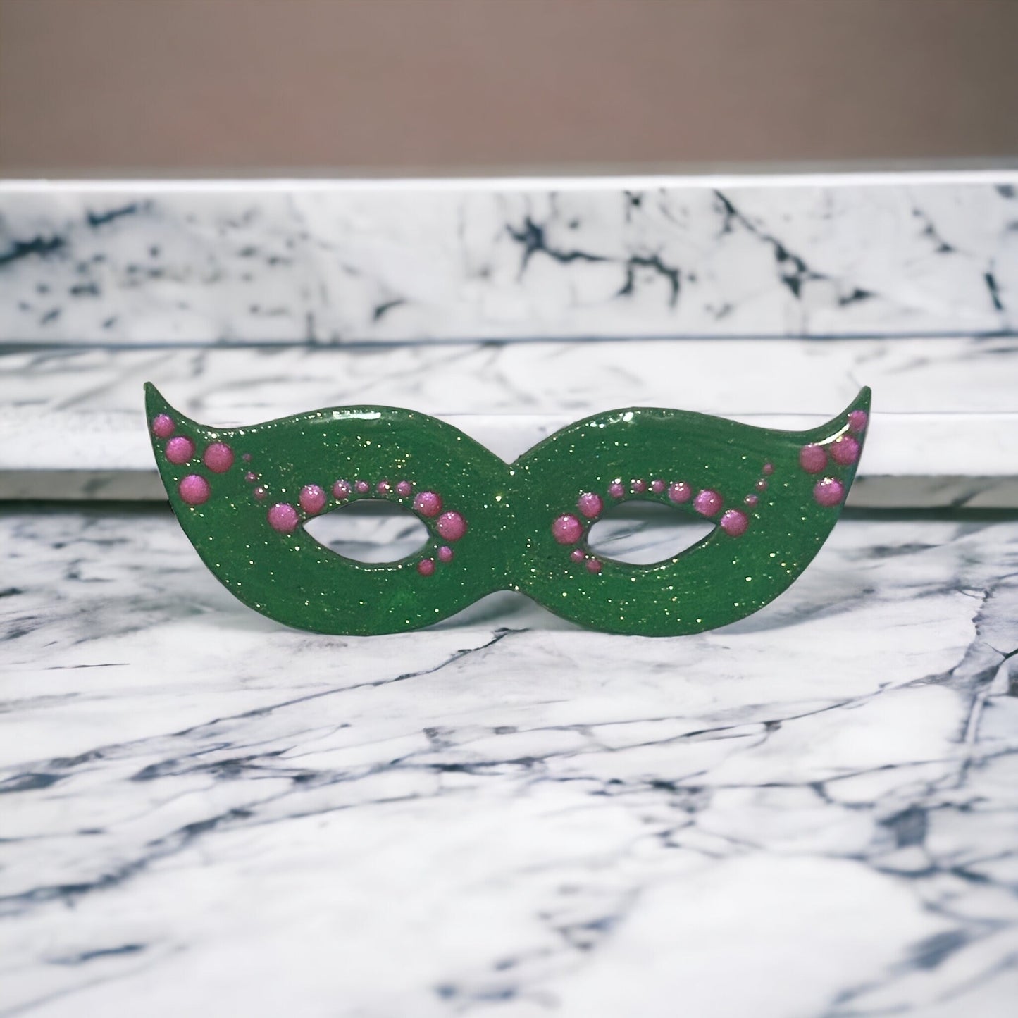 Glitter Cat Eye Magnet, Sparkle Magnet