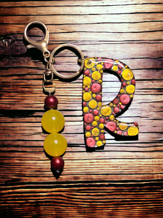Dot Art Letter R Keychain: Bubblegum Bead Monogram Bag Charm