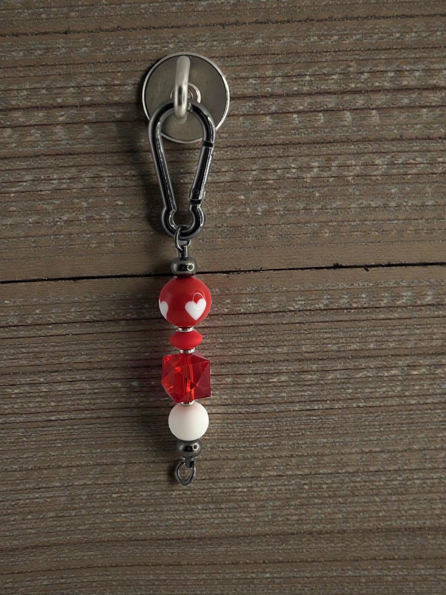 Vibrant Sayings Bead Keychain with Durable Hook Clip – Ideal for Trendy Organizers