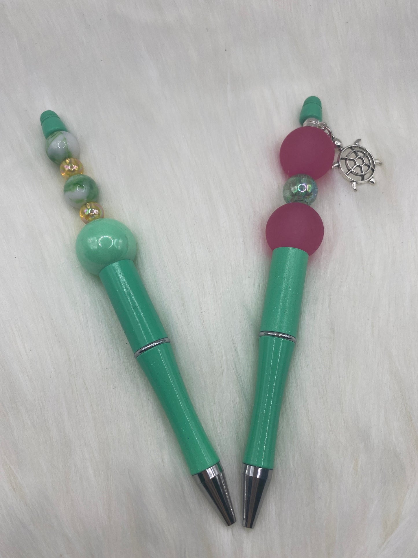 Stylish Customized Beaded Pens – The Ultimate Gift for Office Lovers and Creative Mind